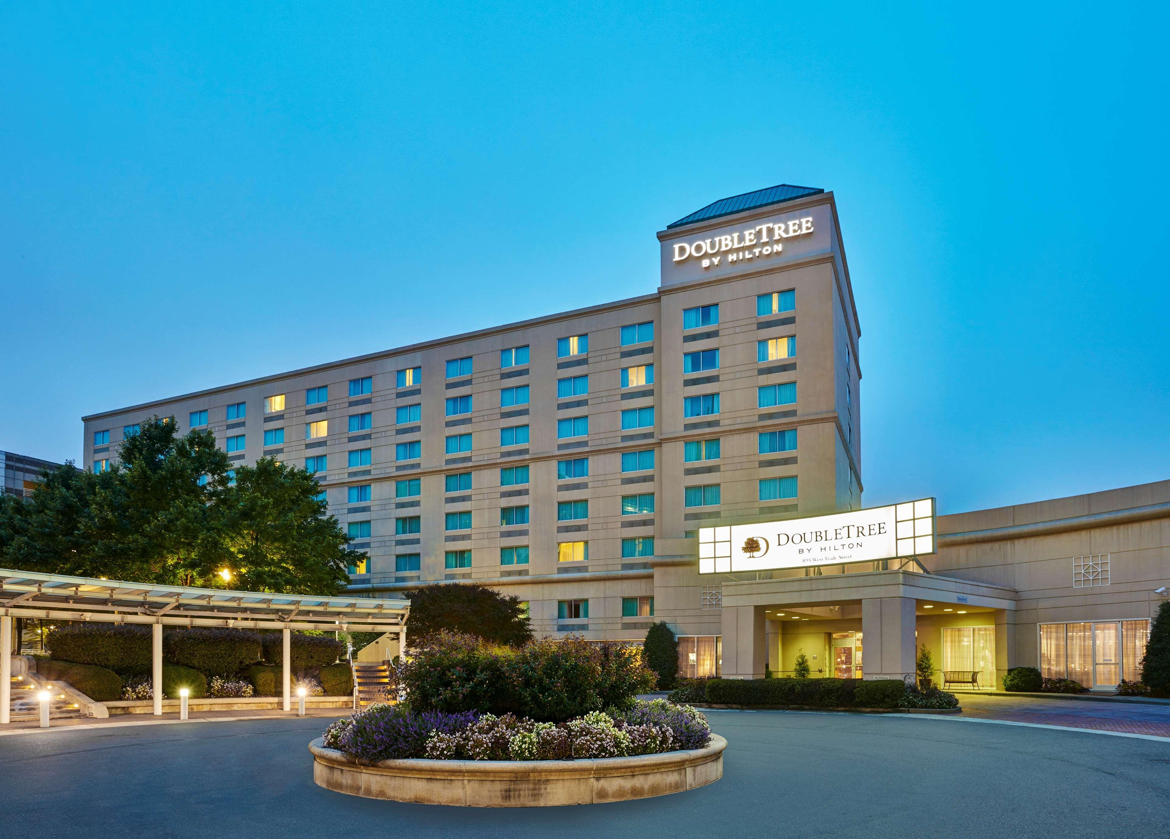 Doubletree By Hilton Charlotte Uptown Exterior foto