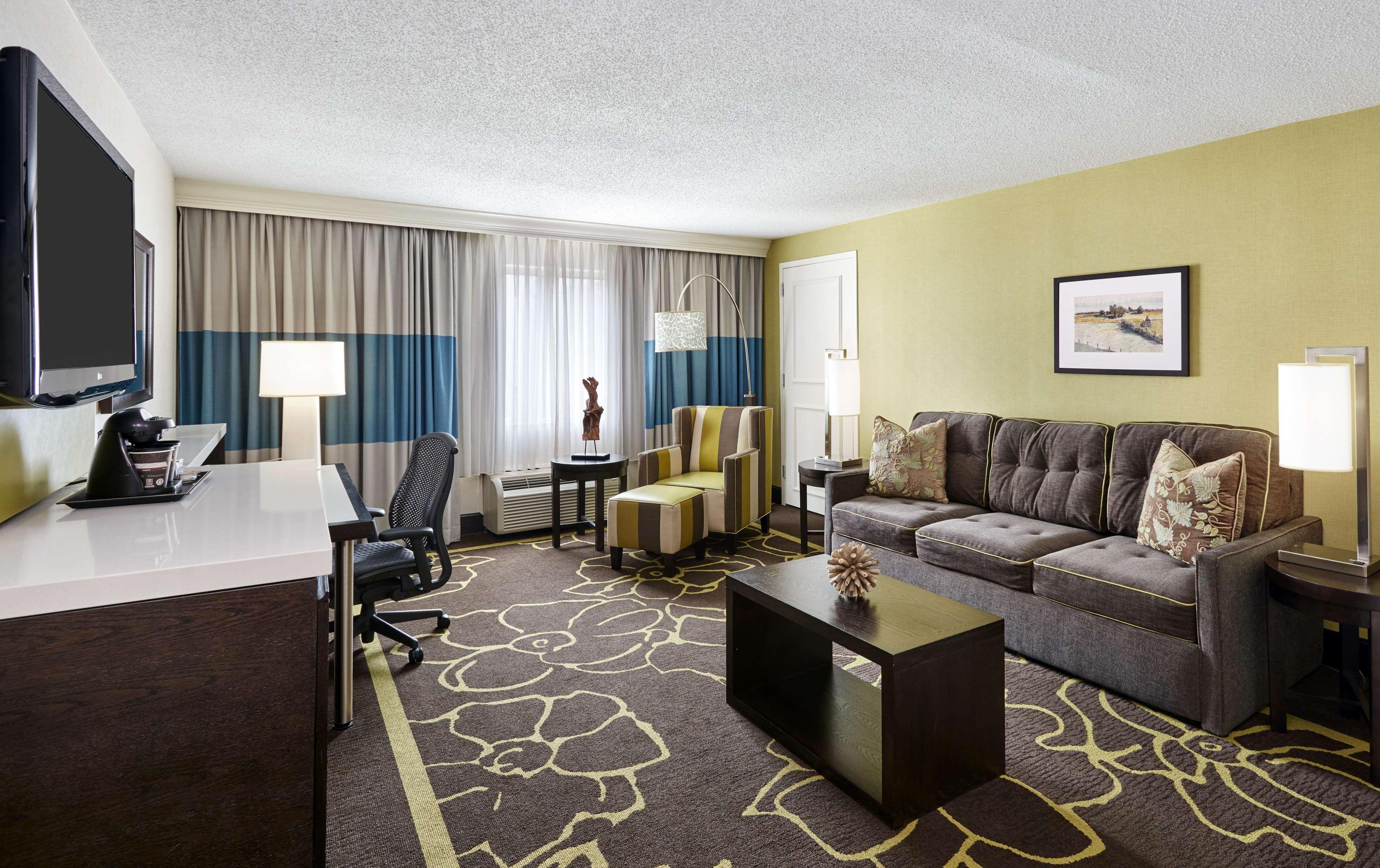 Doubletree By Hilton Charlotte Uptown Exterior foto