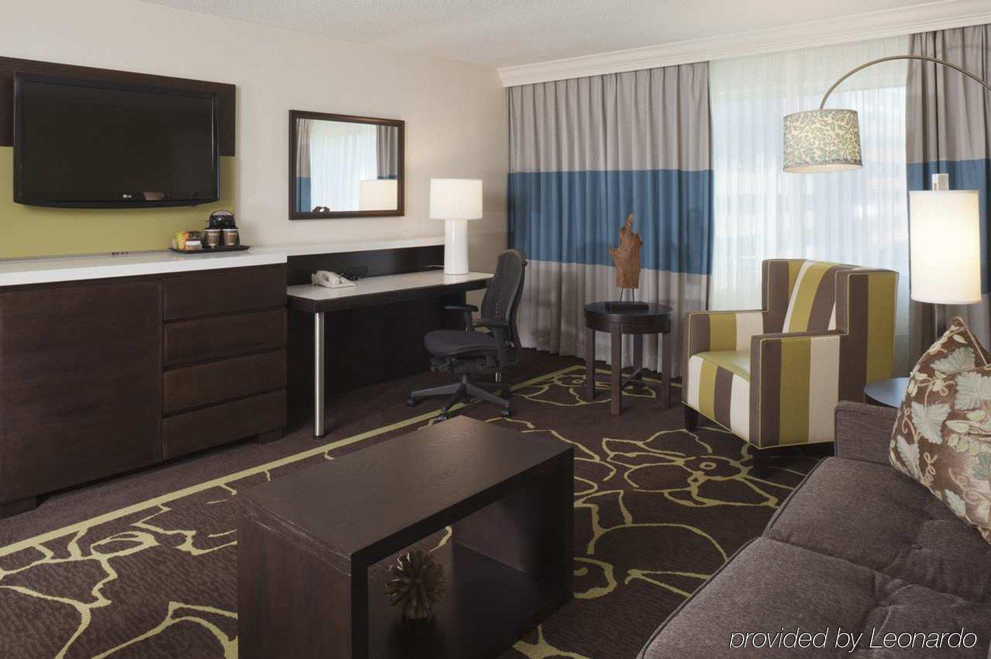 Doubletree By Hilton Charlotte Uptown Quarto foto