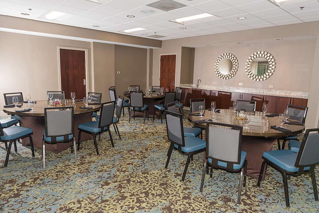 Doubletree By Hilton Charlotte Uptown Facilidades foto